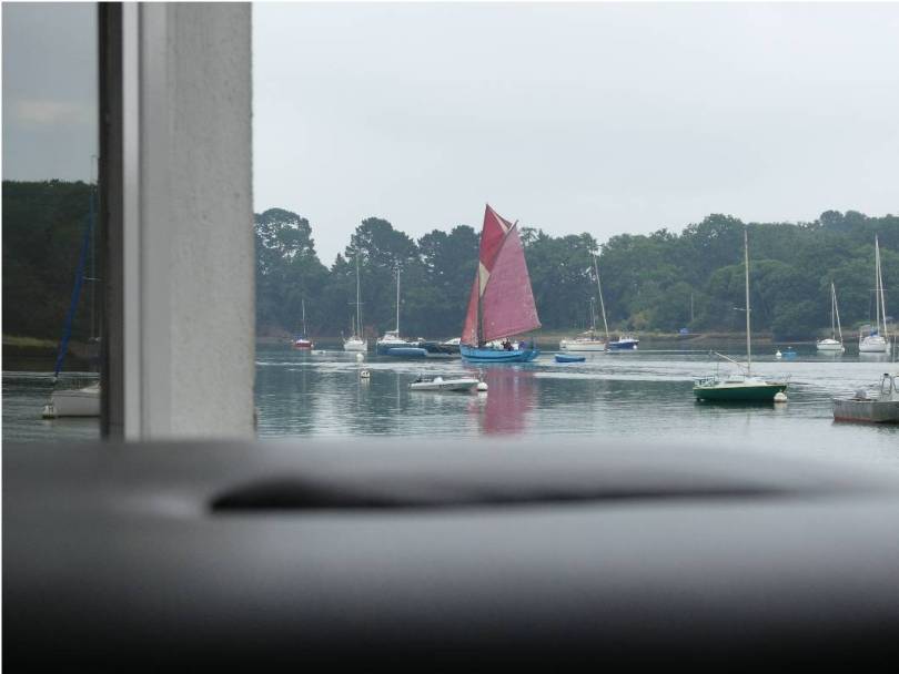 L'Indomptable voguant vers le golfe